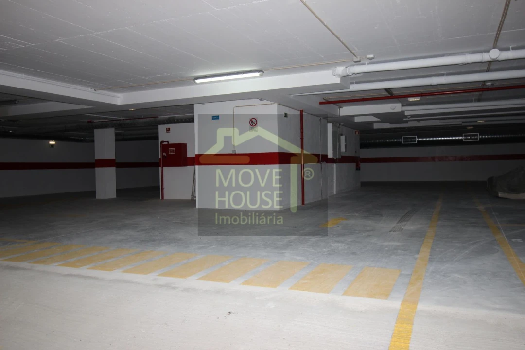 Apartamento T3 para Venda em São Domingos de Rana Foto 47