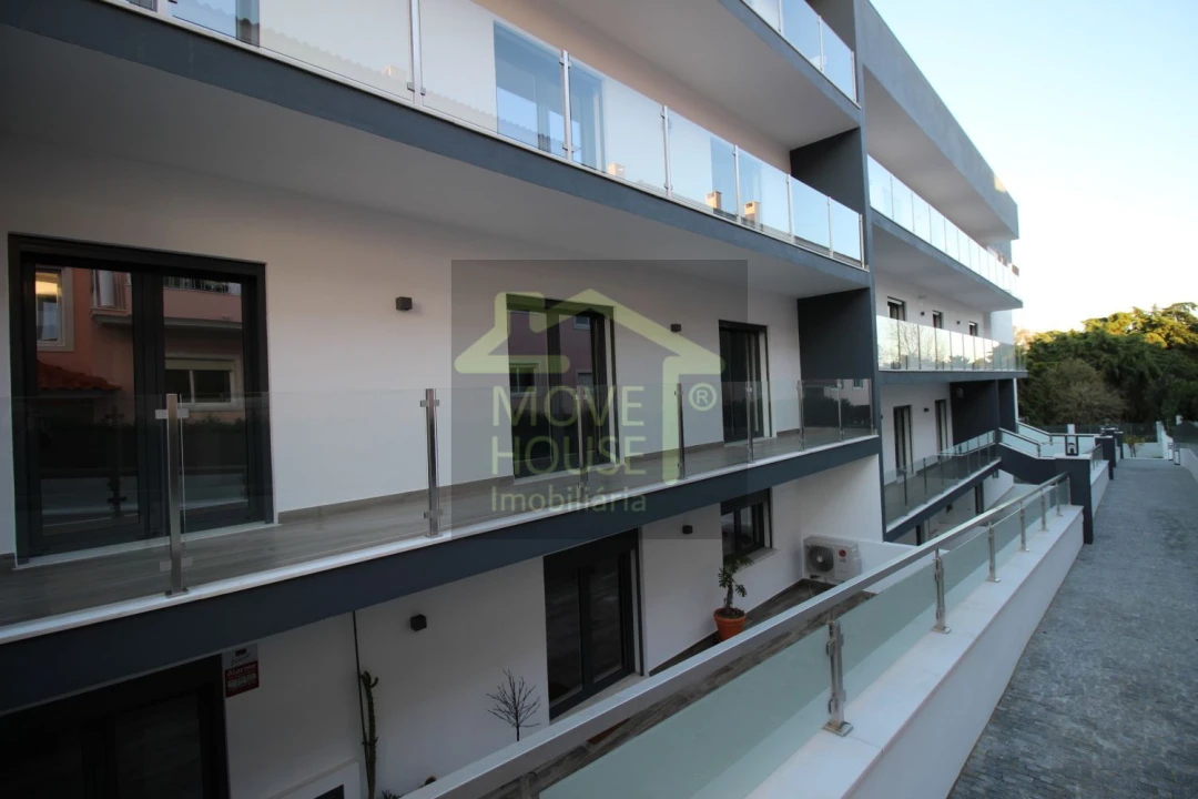 Apartamento T3 para Venda em São Domingos de Rana Foto 3