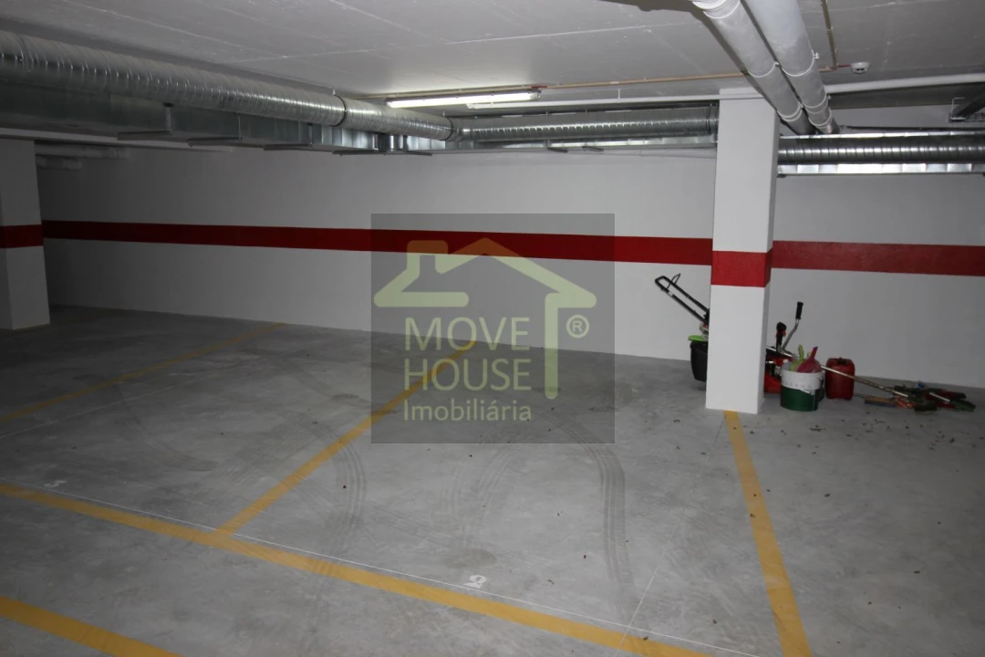 Apartamento T3 para Venda em São Domingos de Rana Foto 45