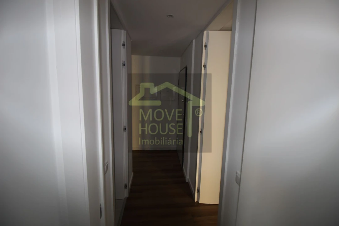 Apartamento T3 para Venda em São Domingos de Rana Foto 31