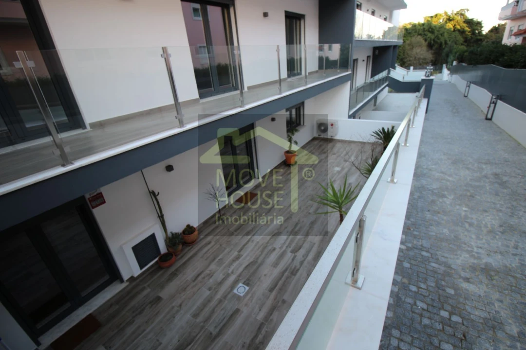 Apartamento T3 para Venda em São Domingos de Rana Foto 8