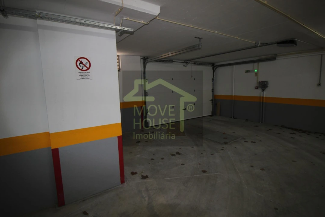 Apartamento T3 para Venda em Carcavelos e Parede Foto 73