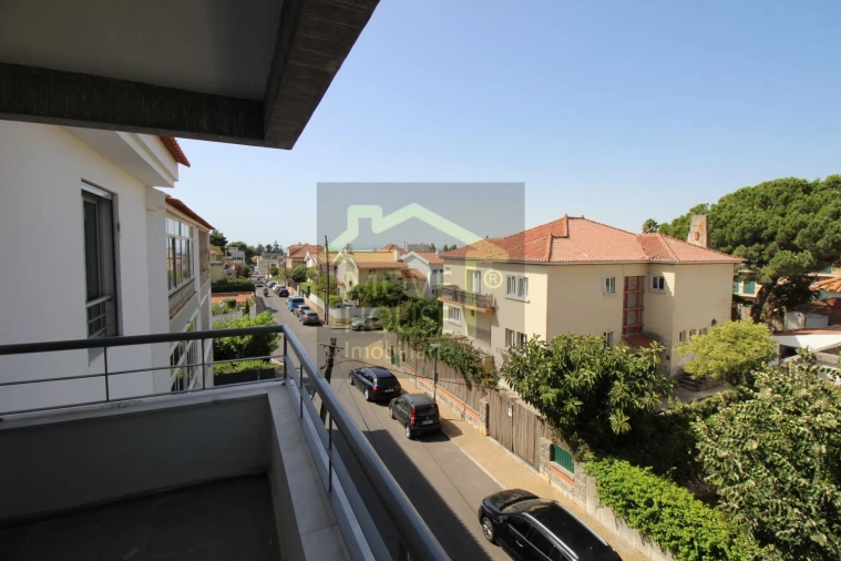 Apartamento T3 para Venda em Carcavelos e Parede Foto 5
