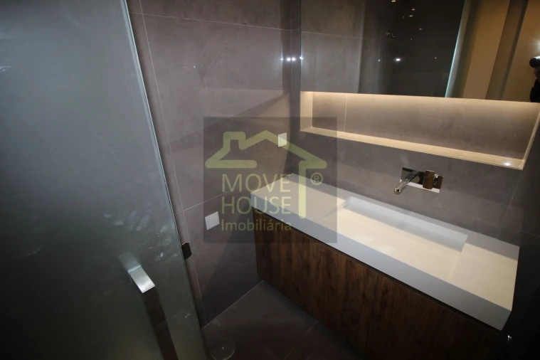 Apartamento T3 para Venda em Carcavelos e Parede Foto 49