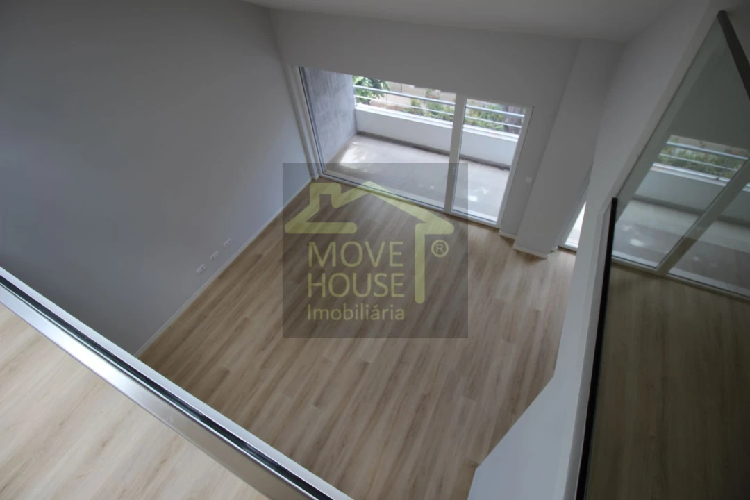 Apartamento T3 para Venda em Carcavelos e Parede Foto 63