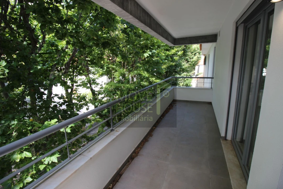 Apartamento T3 para Venda em Carcavelos e Parede Foto 21