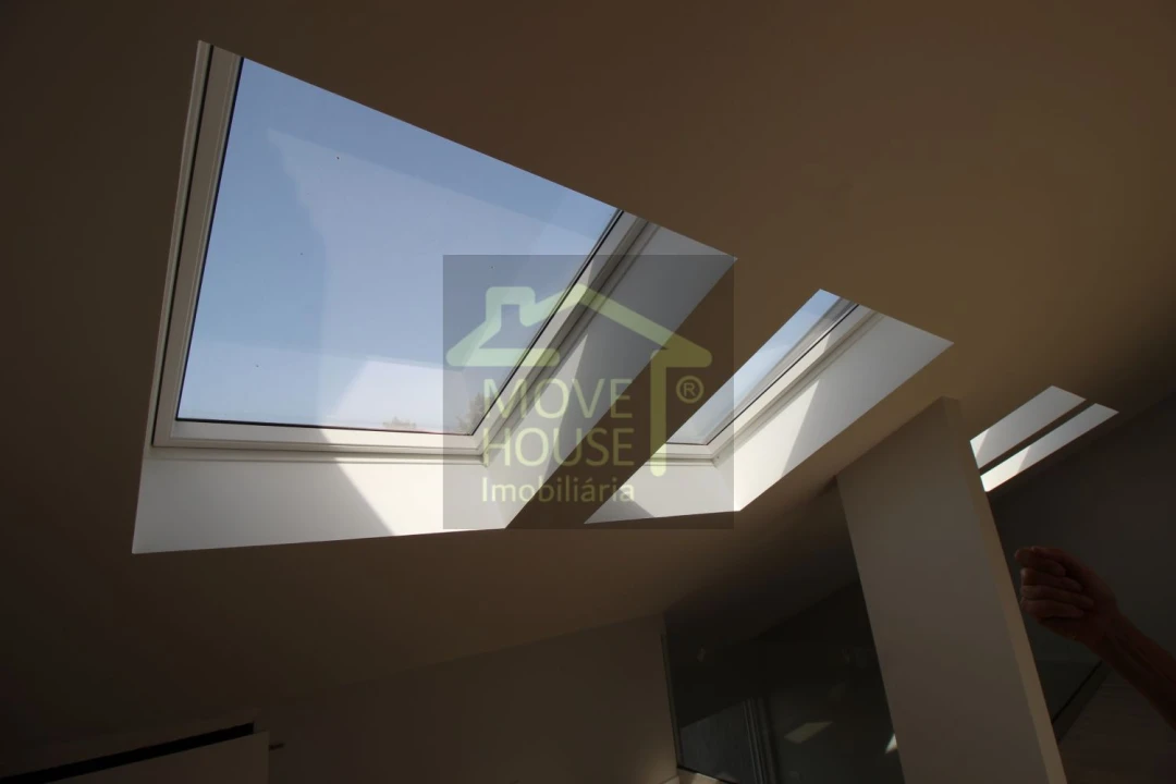 Apartamento T3 para Venda em Carcavelos e Parede Foto 22