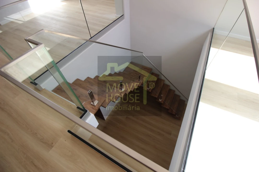 Apartamento T3 para Venda em Carcavelos e Parede Foto 66