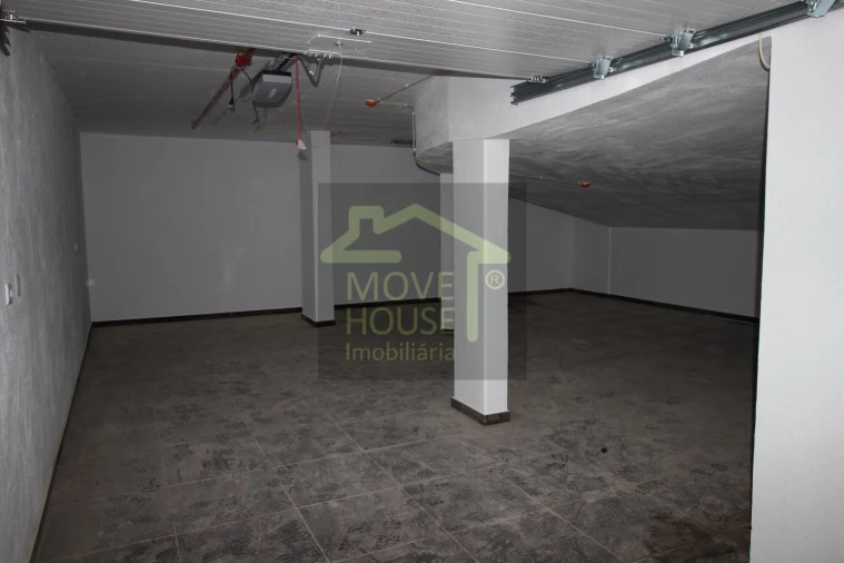 Apartamento T3 para Venda em Carcavelos e Parede Foto 28