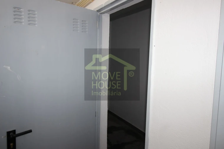 Apartamento T3 para Venda em Carcavelos e Parede Foto 27