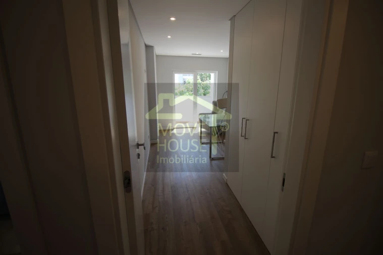 Apartamento T3 para Venda em Carcavelos e Parede Foto 18