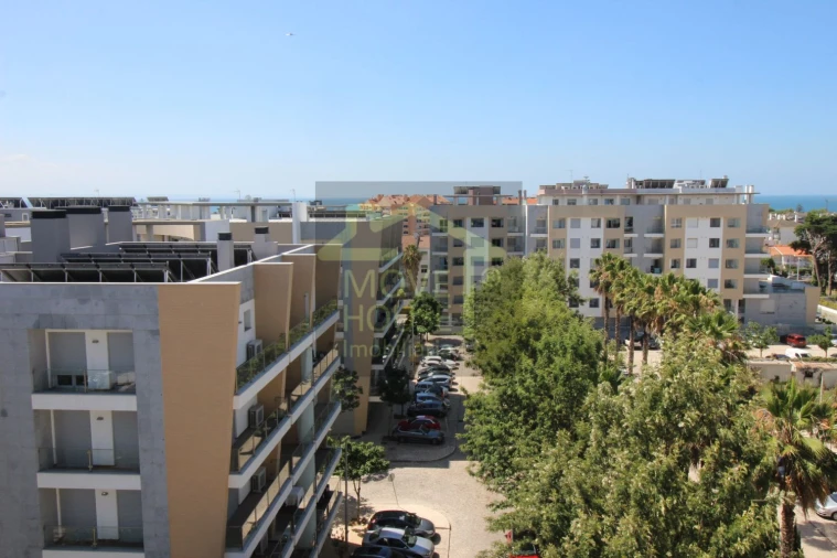 Apartamento T3 para Venda em Carcavelos e Parede Foto 2