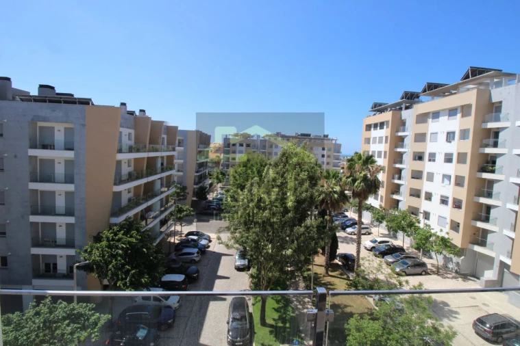 Apartamento T3 para Venda em Carcavelos e Parede