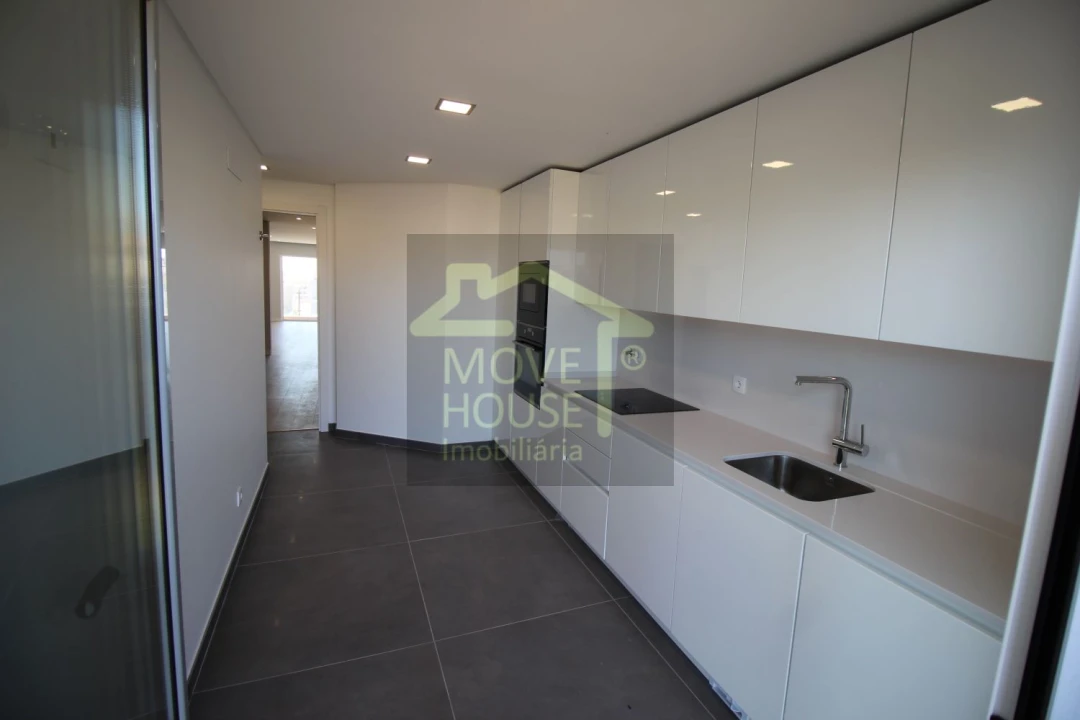 Apartamento T3 para Venda em Carcavelos e Parede Foto 5