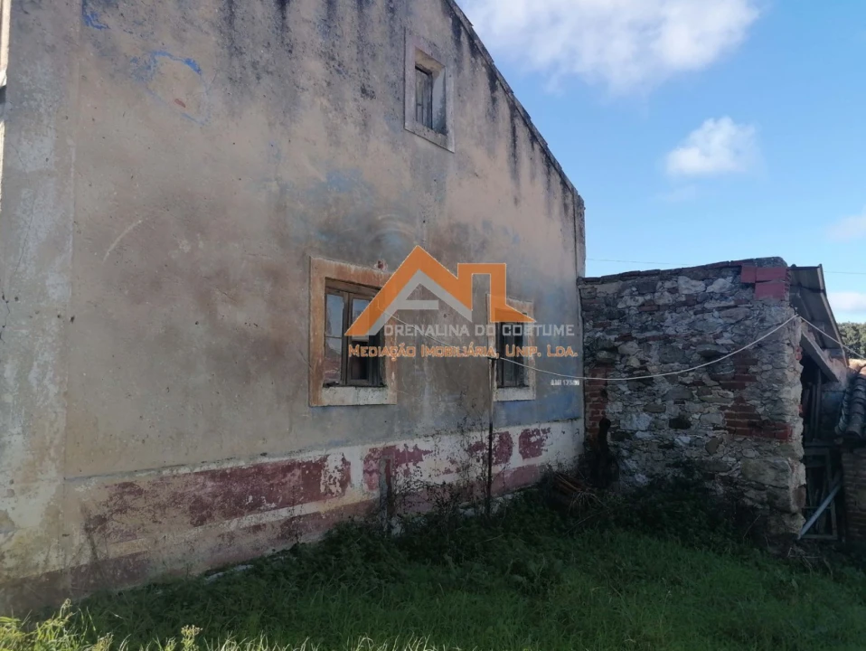 Moradia T3 para Venda em Caldas da Rainha - Santo Onofre e Serra do Bouro Foto 2