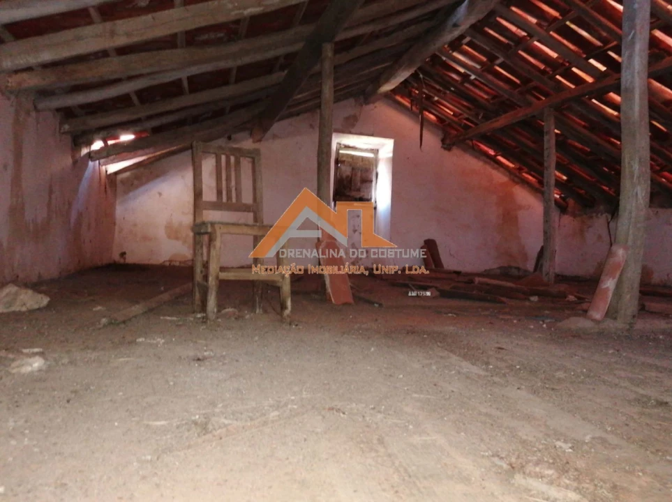 Moradia T3 para Venda em Caldas da Rainha - Santo Onofre e Serra do Bouro Foto 7