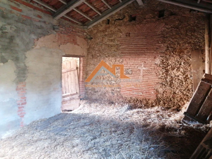 Moradia T3 para Venda em Caldas da Rainha - Santo Onofre e Serra do Bouro Foto 8