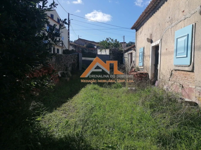 Moradia T3 para Venda em Caldas da Rainha - Santo Onofre e Serra do Bouro Foto 1