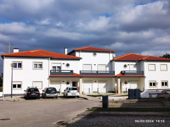 Apartamento T2 para Venda em Tornada e Salir do Porto Foto 25