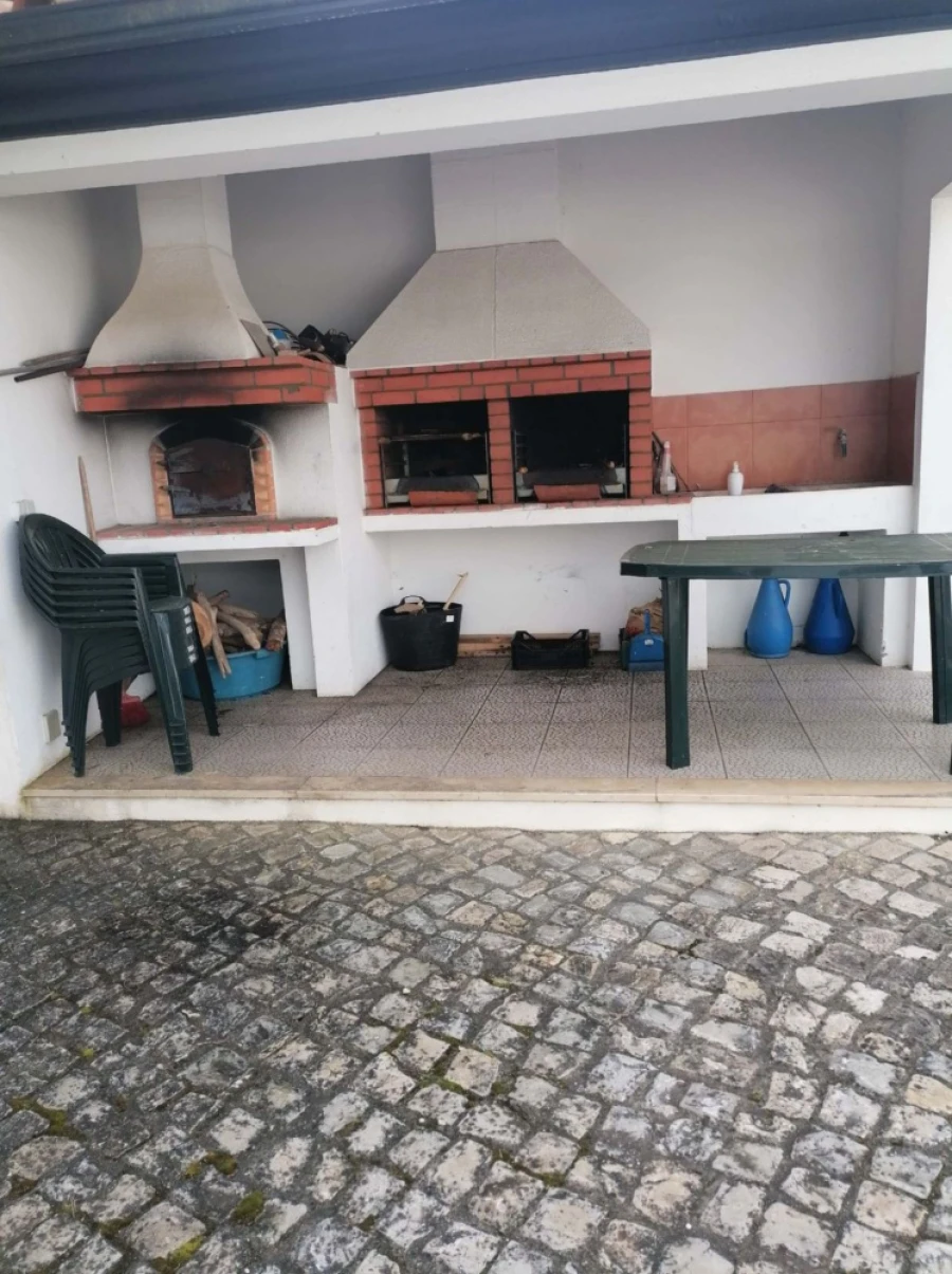 Apartamento T2 para Venda em Tornada e Salir do Porto Foto 22