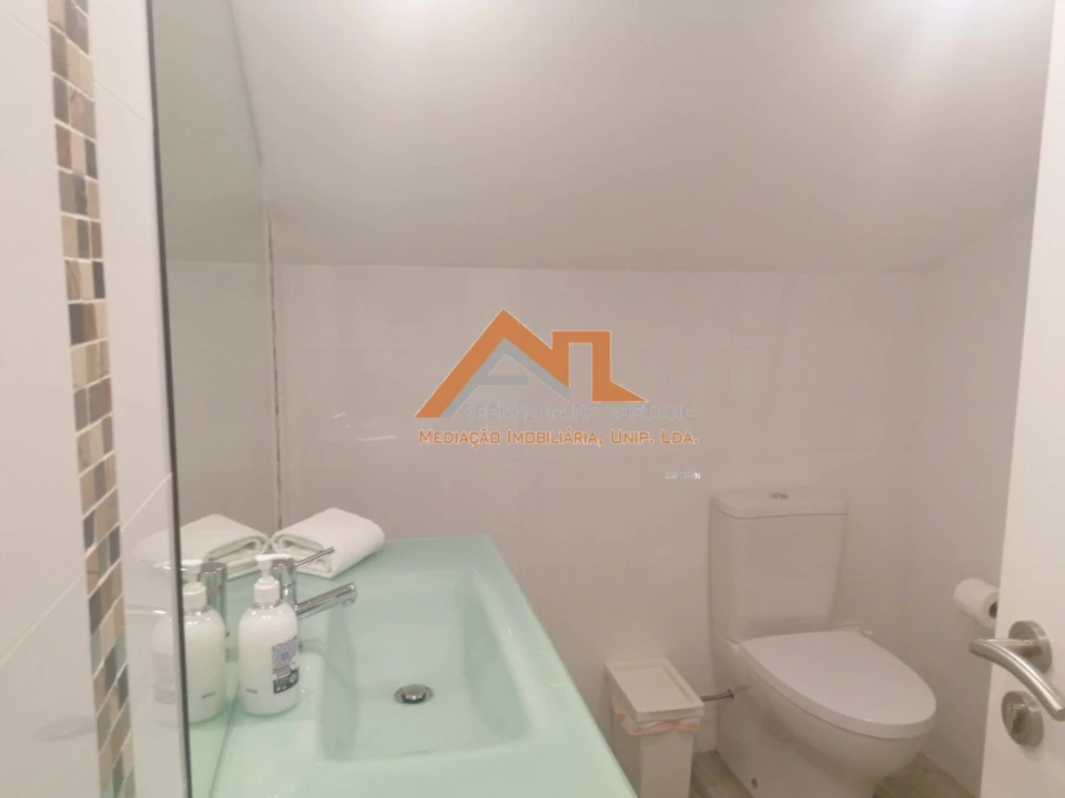 Apartamento T2 para Venda em Nazare Foto 14