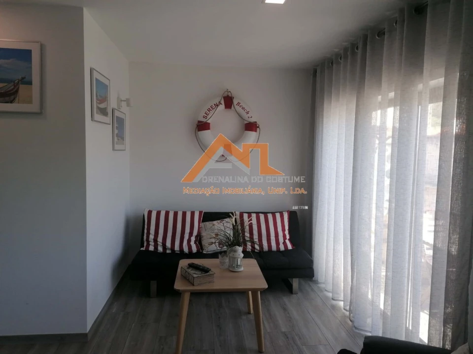 Apartamento T2 para Venda em Nazare Foto 3