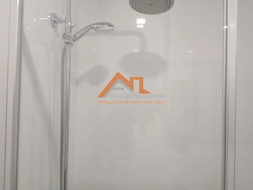 Apartamento T2 para Venda em Nazare Foto 9