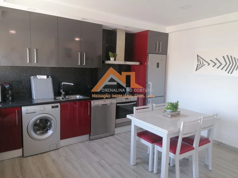 Apartamento T2 para Venda em Nazare Foto 2