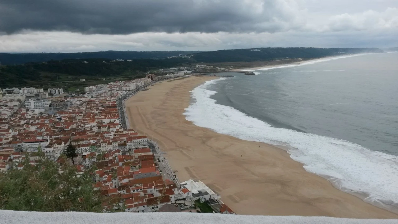 Apartamento T2 para Venda em Nazare Foto 20