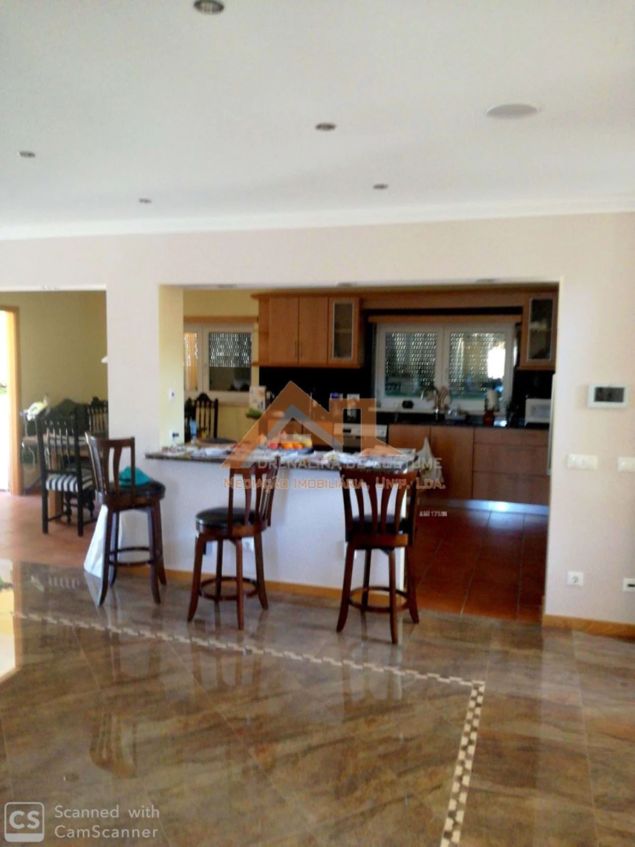 Moradia T4 para Venda em Tornada e Salir do Porto Foto 7