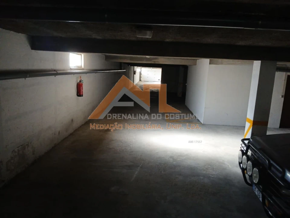 Apartamento T2 para Venda em Nazare Foto 16