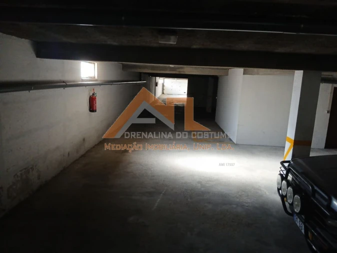 Apartamento T2 para Venda em Nazare Foto 16