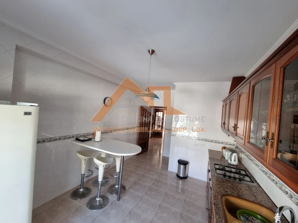 Apartamento T3 para Venda em Nazare Foto 5