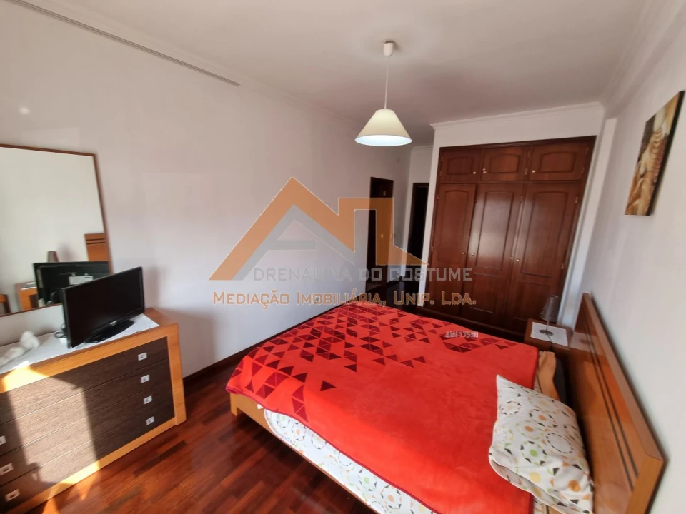 Apartamento T3 para Venda em Nazare Foto 8