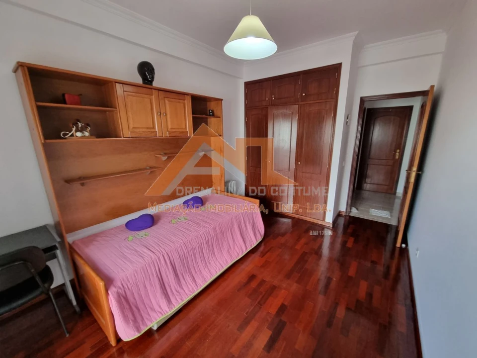 Apartamento T3 para Venda em Nazare Foto 16