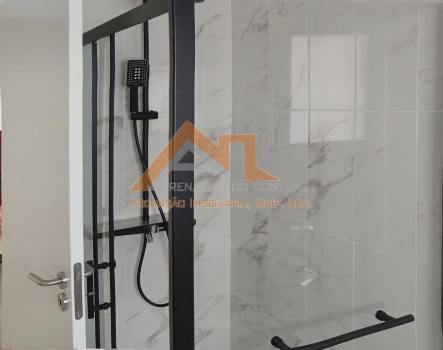 Moradia T3 para Venda em Amoreira Foto 18