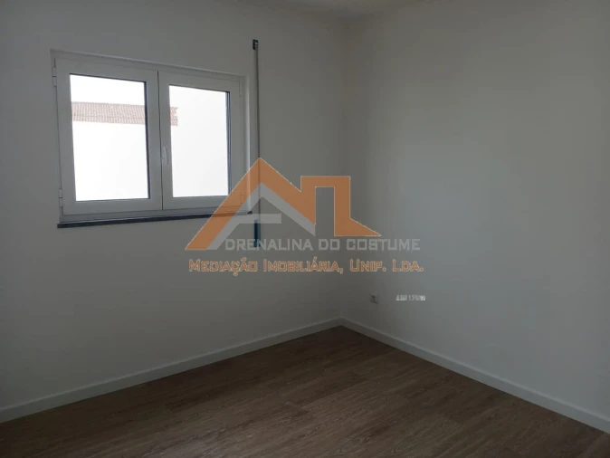 Moradia T3 para Venda em Amoreira Foto 19