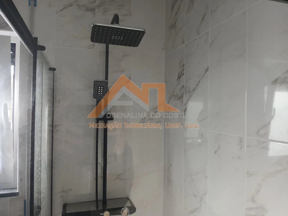 Moradia T3 para Venda em Amoreira Foto 12