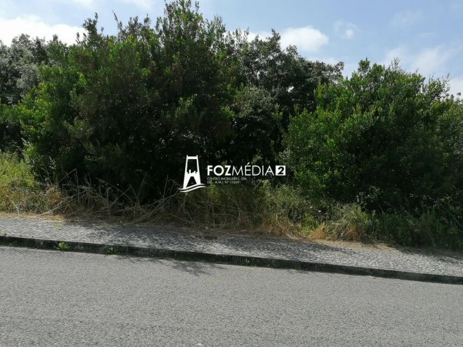 Terreno para Venda em Buarcos Foto 3