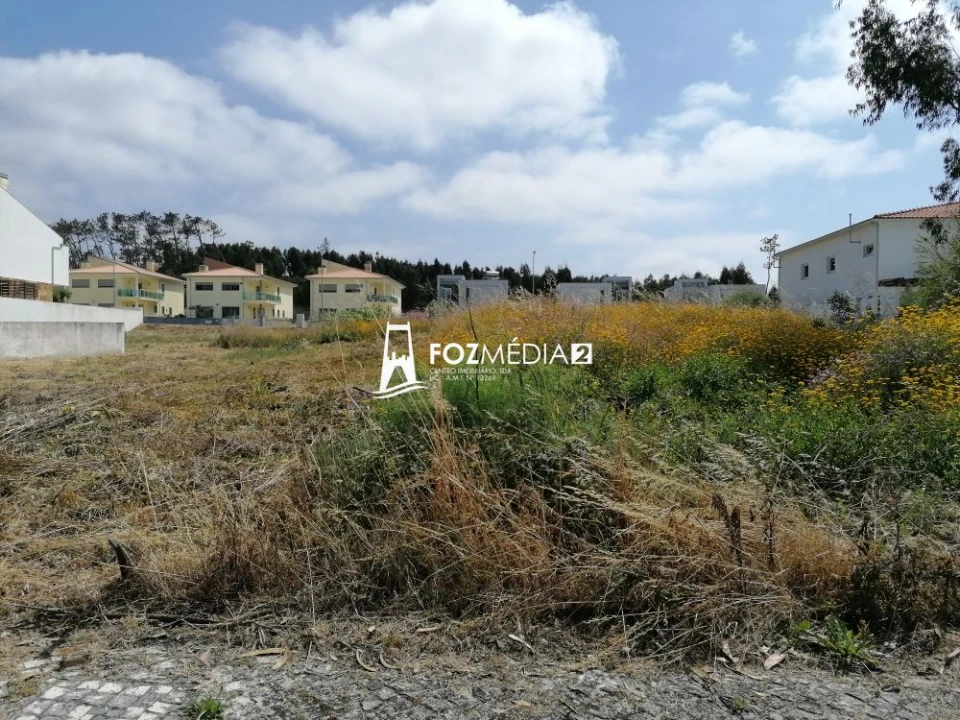 Terreno para Venda em Buarcos Foto 3