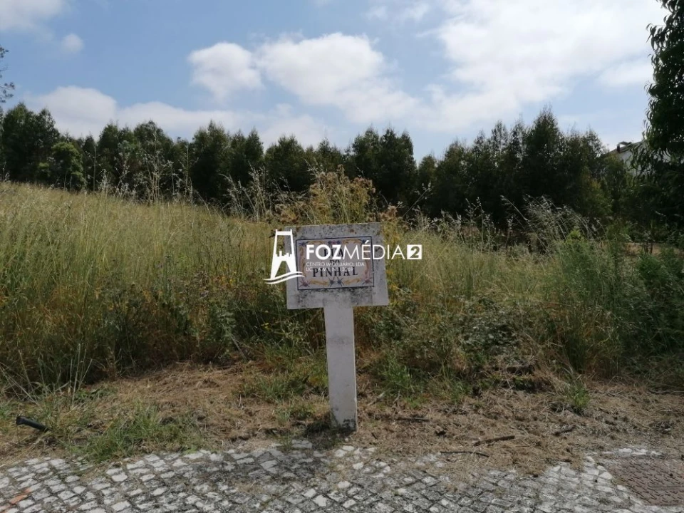 Terreno para Venda em Buarcos Foto 2