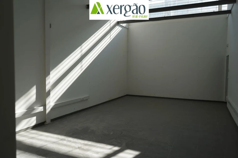 Loja para Venda em Cabreiros e Passos (São Julião) Foto 31