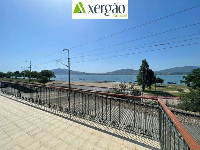 Moradia T8 para Venda em Seixas Foto 2