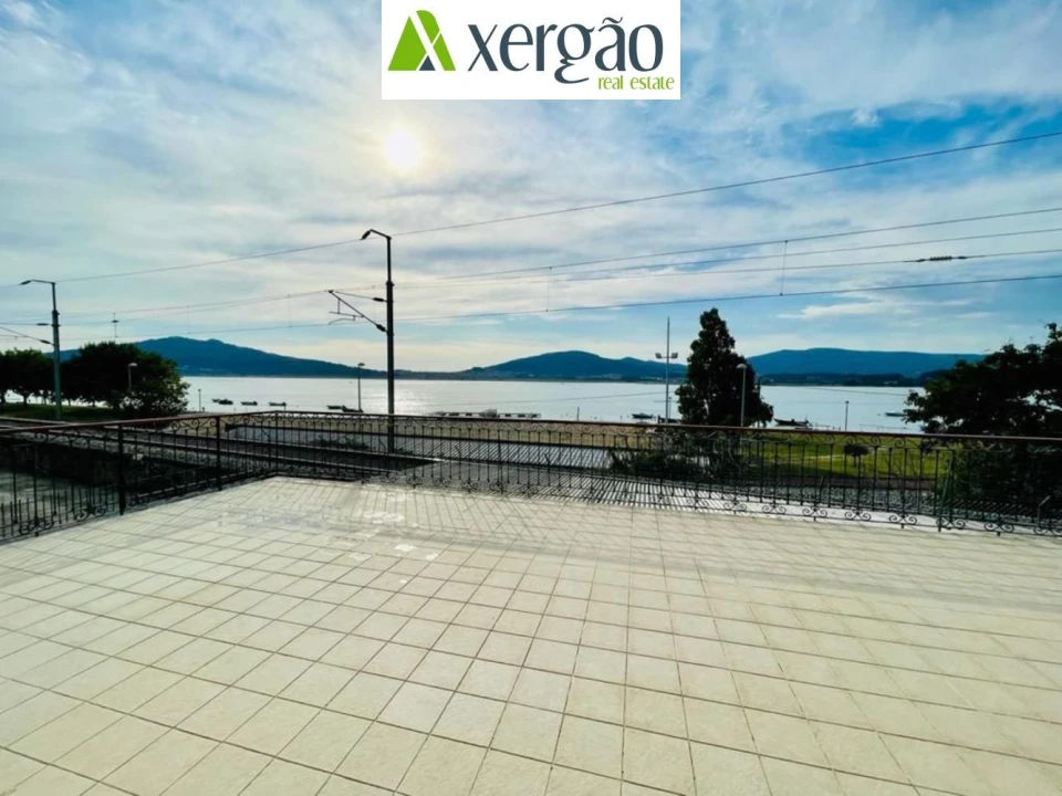 Moradia T8 para Venda em Seixas Foto 76