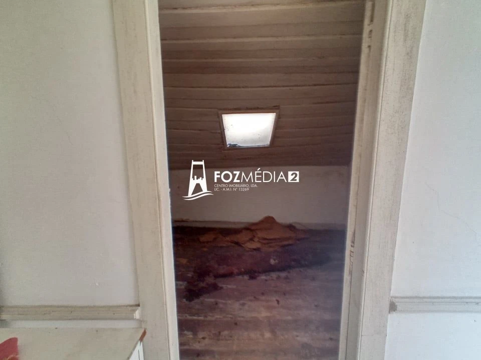 Loja para Venda em Buarcos Foto 16