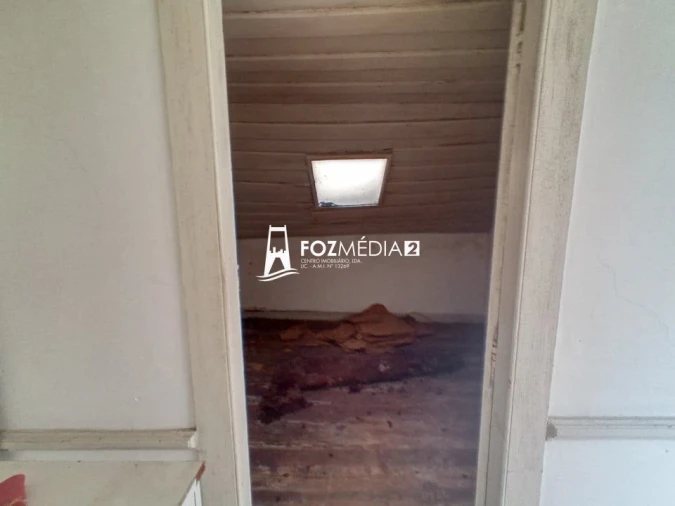 Loja para Venda em Buarcos Foto 16