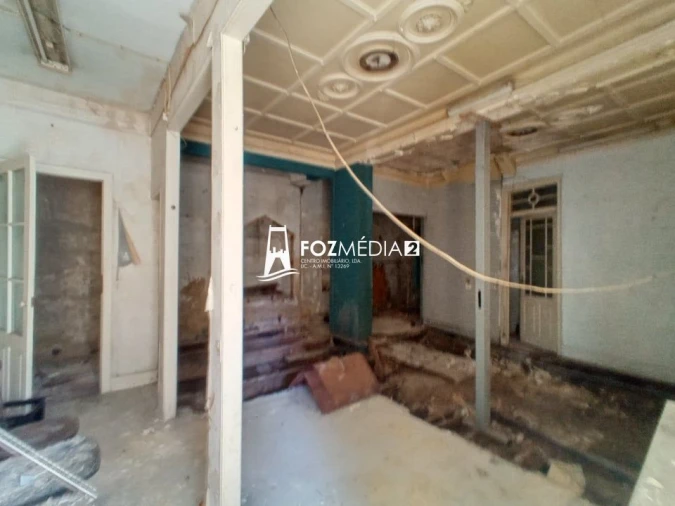 Loja para Venda em Buarcos Foto 15