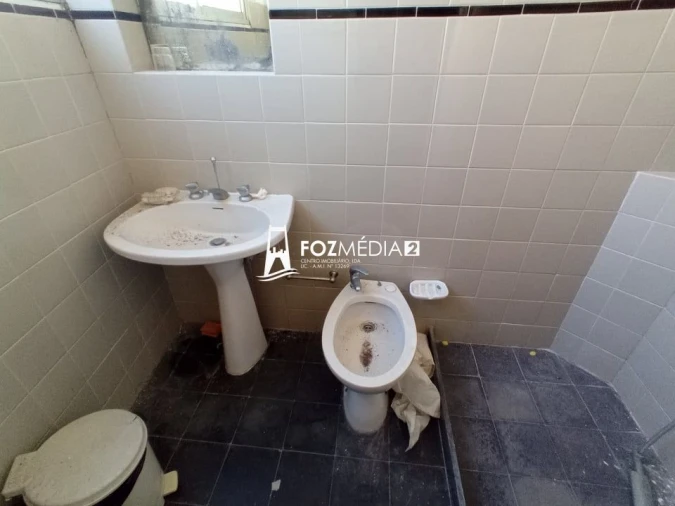 Loja para Venda em Buarcos Foto 8