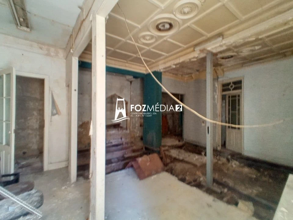 Loja para Venda em Buarcos Foto 15