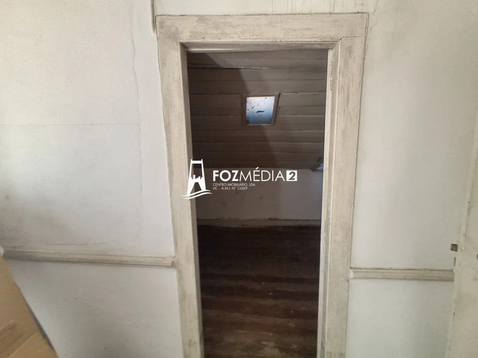 Loja para Venda em Buarcos Foto 10